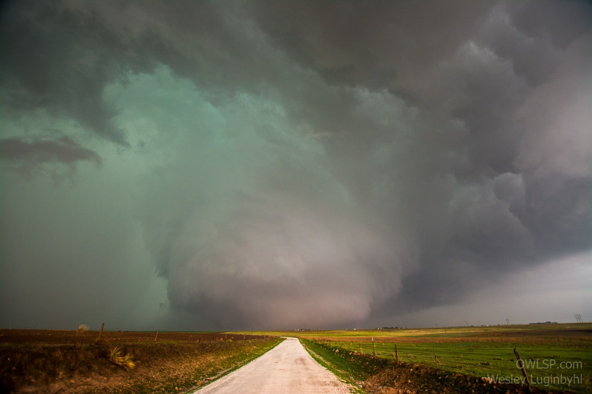 Why Green Sky Isn’t Always A Sign Of A Tornado2000 x 1333